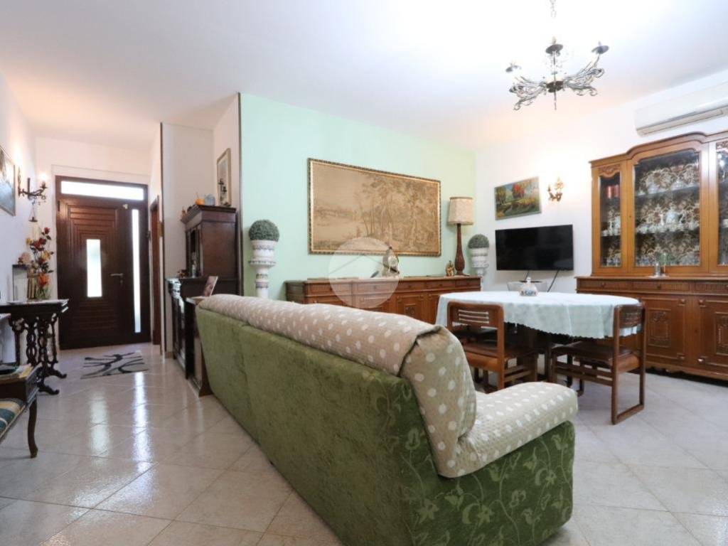 Casa indipendente a Tortoreto in Via Roma, 12 - Foto 4