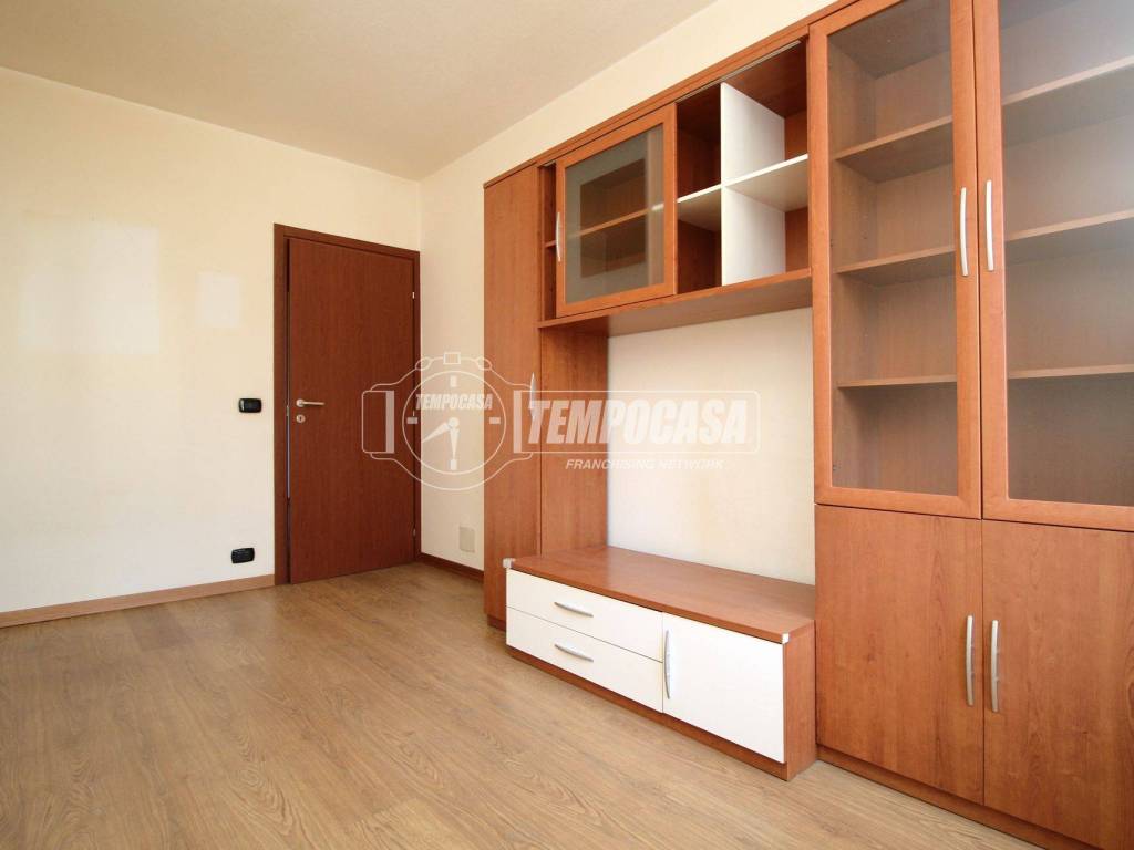 Appartamento a Aosta in Viale Giorgio Carrel 39/A - Foto 2