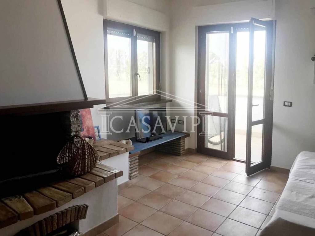 Attico / mansarda a Fiumicino in Via Coroglio - Foto 2