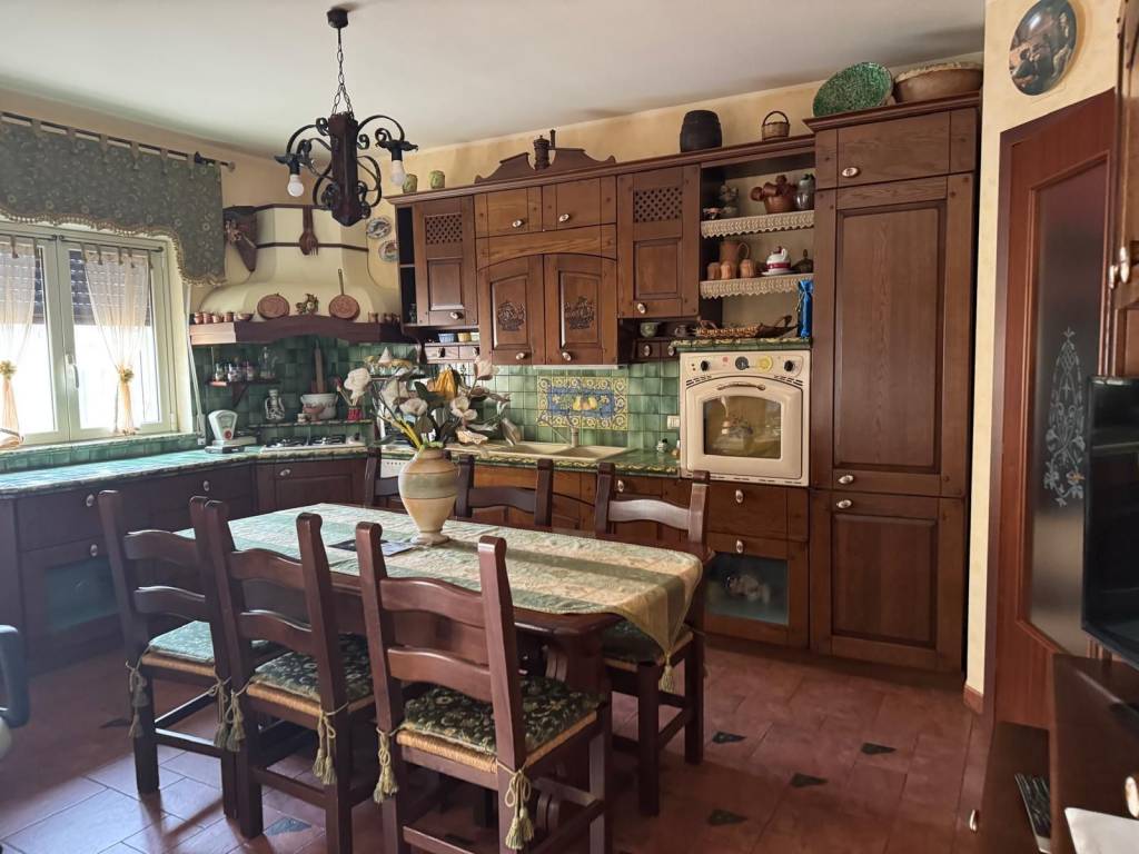 Appartamento a Troina in Via Sandro Pertini, 4 - Foto 2