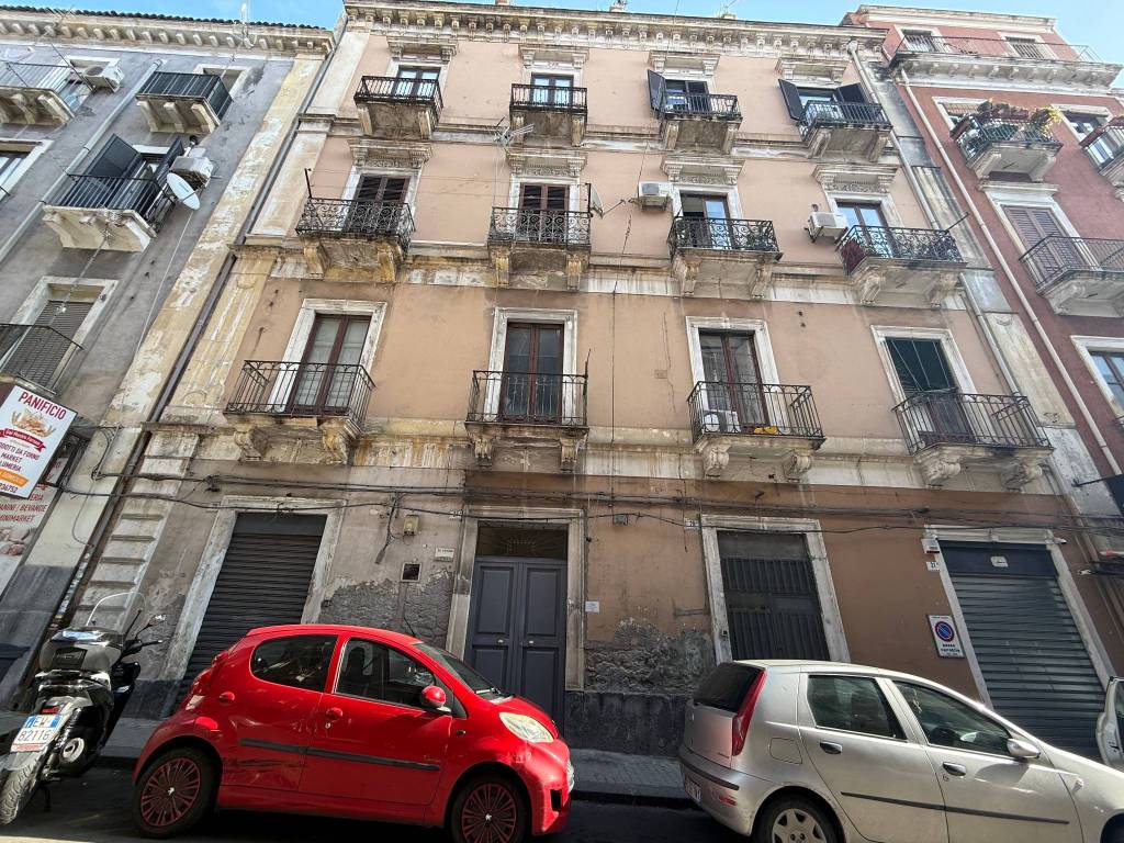 Appartamento a Catania in Via Calì - Foto 2