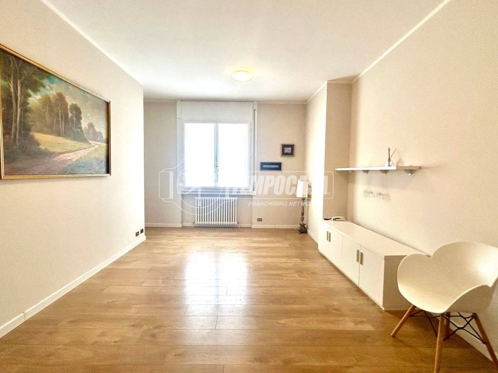 Appartamento a Cantù in Via Giuseppe Mazzini - Foto 2