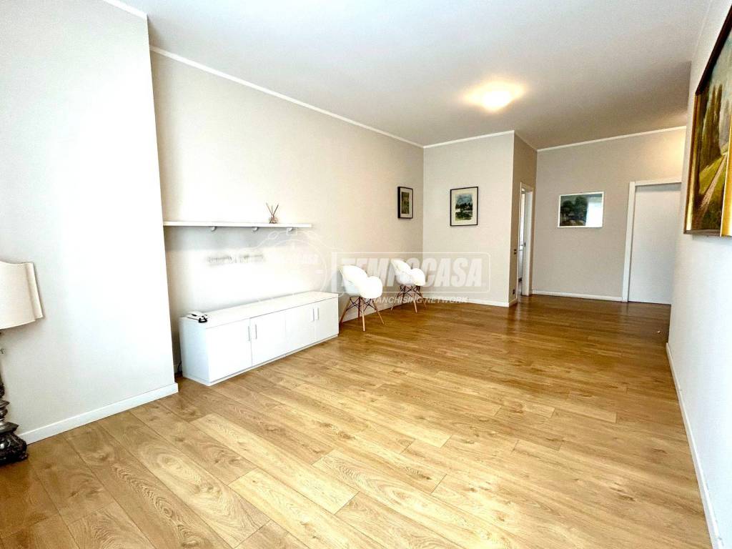 Appartamento a Cantù in Via Giuseppe Mazzini - Foto 4