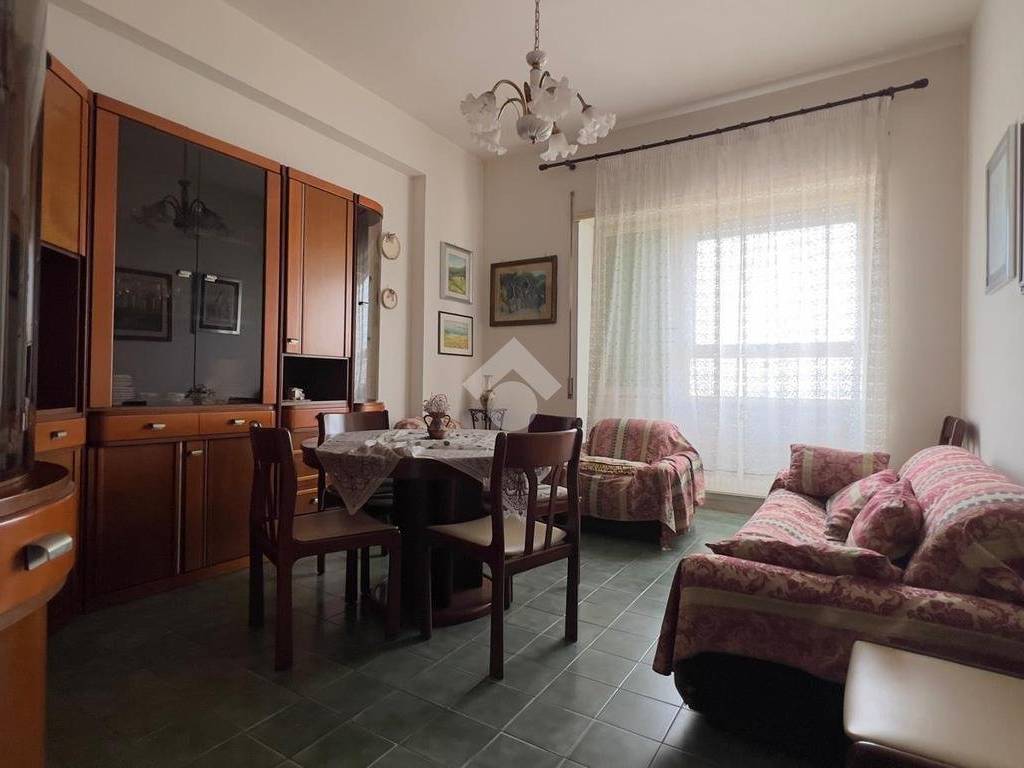 Appartamento a Reggio calabria in Via Santa Lucia al Parco, 25 - Foto 3