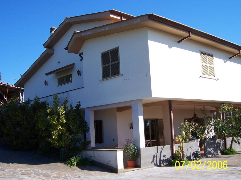 Villa a Genzano di roma in Via Castello di San Gennaro, 9 - Foto 3