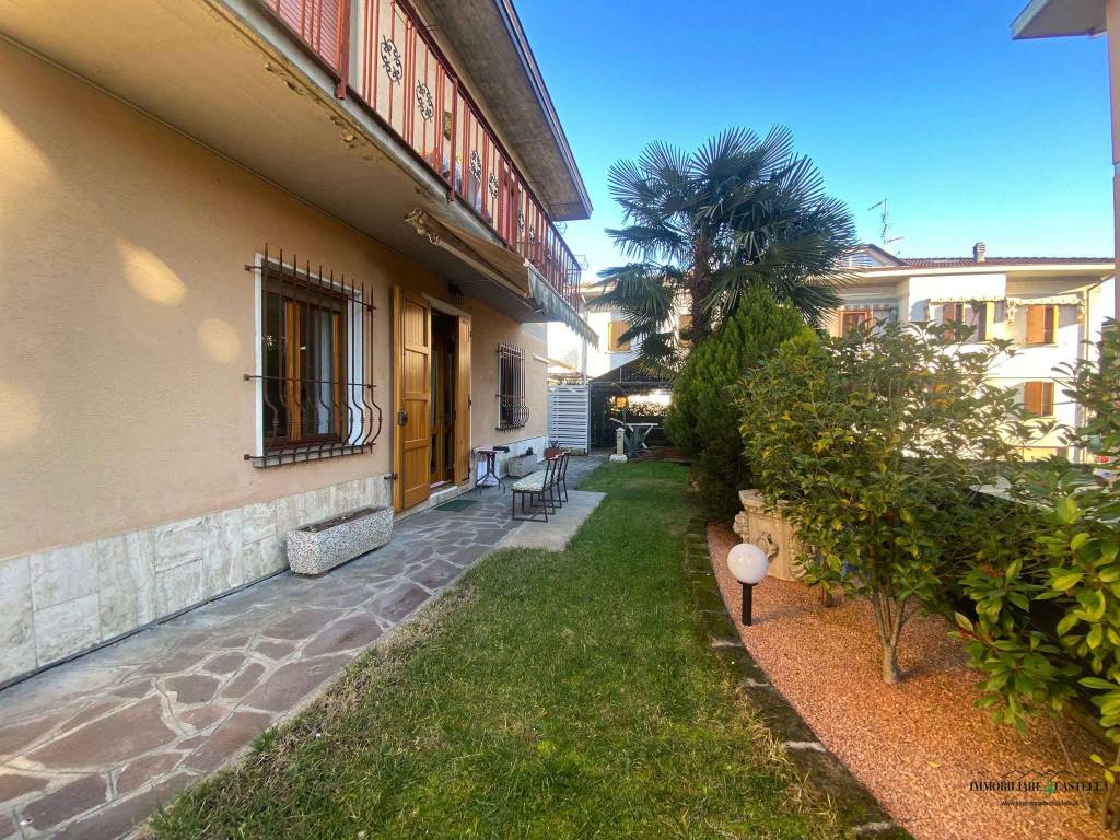 Villa a Quattro castella in via Mattei 8 - Foto 3
