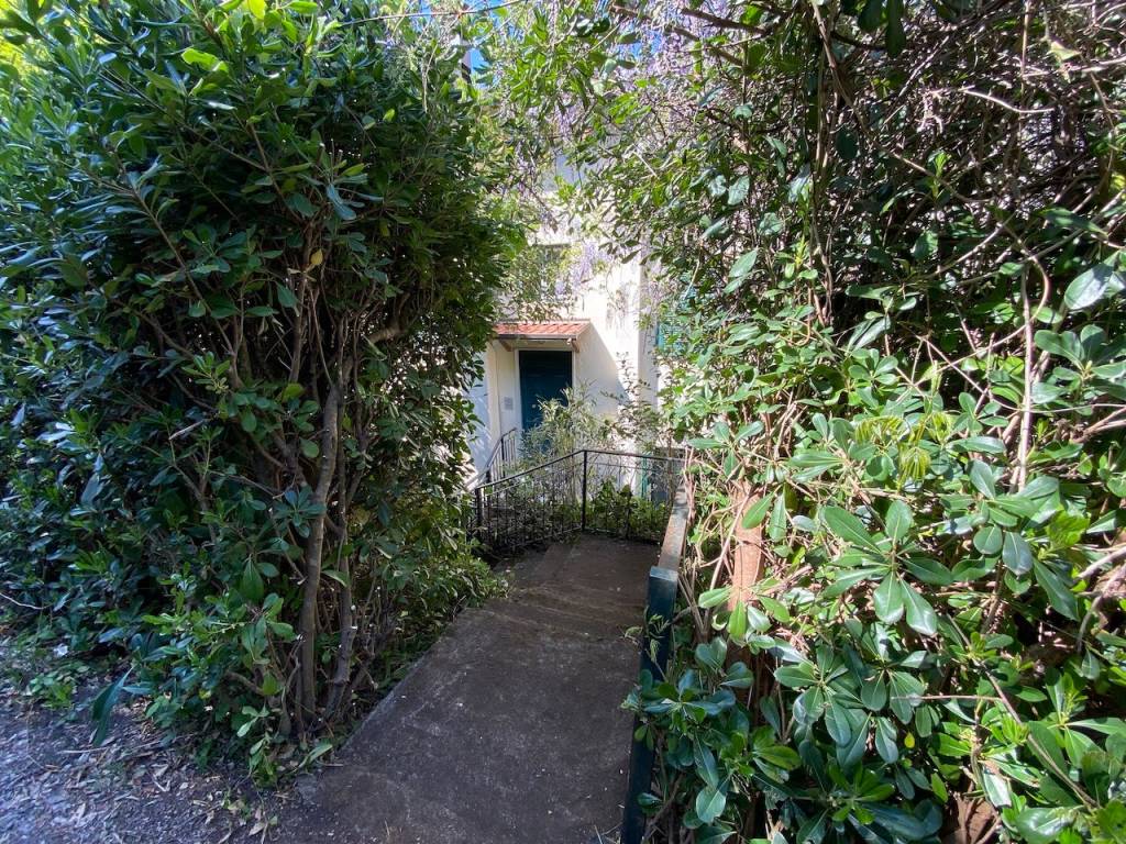 Appartamento a Lerici in Località Carbognano Traversa 3, 12 - Foto 2