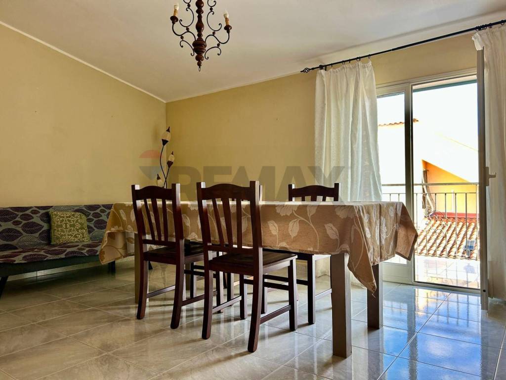 Appartamento a Siracusa in VIA LAGO DI VARESE, 11 - Foto 2