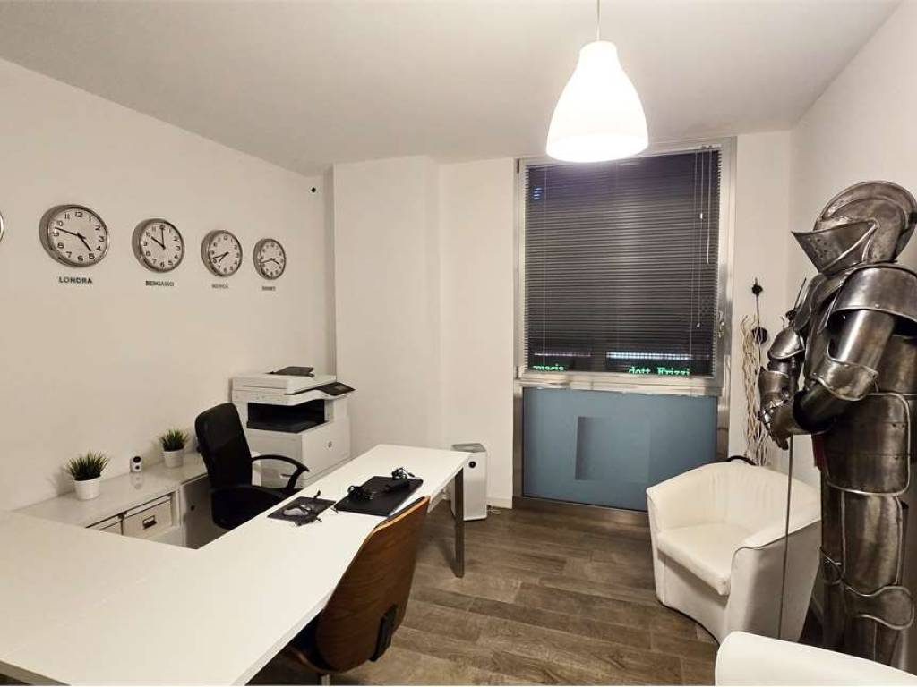 Immobile a Bergamo in Via Quarenghi, 32 - Foto 2
