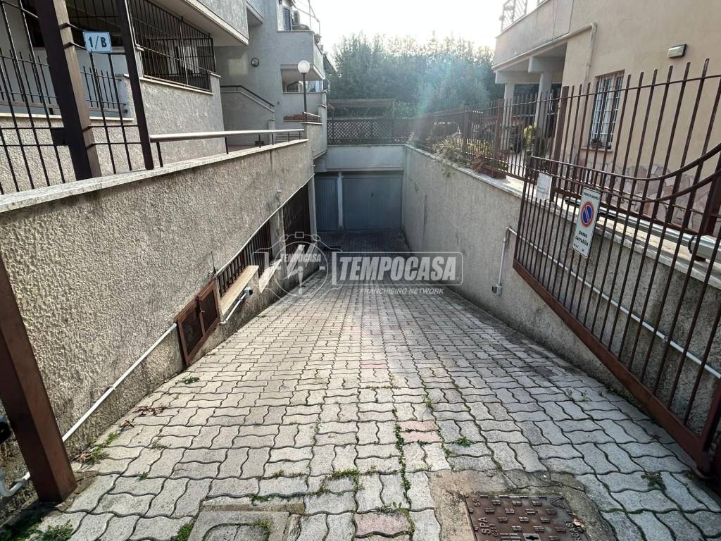 Immobile a Ladispoli in Via RIMINI 1/C - Foto 2