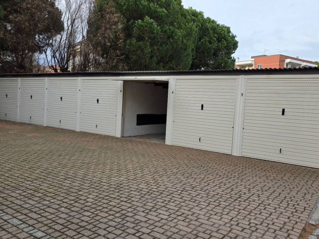 Box / garage a Albenga in Via Dalmazia - Foto 3
