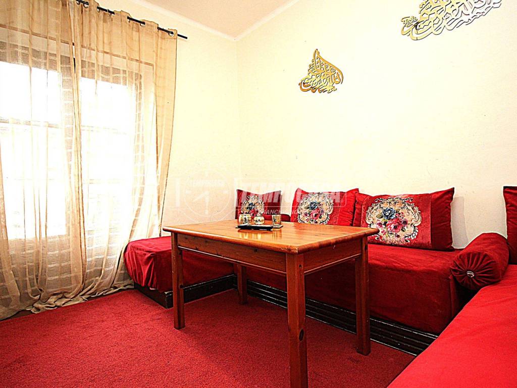 Appartamento a Aosta in Via Aurora Vuillerminaz 7 - Foto 2