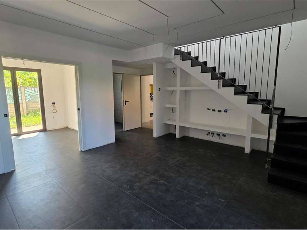 Villa a Lomazzo in Via Monte Generoso - Foto 4