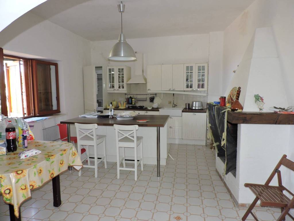 Casa indipendente a Sessa aurunca in Località Li Paoli - Foto 2