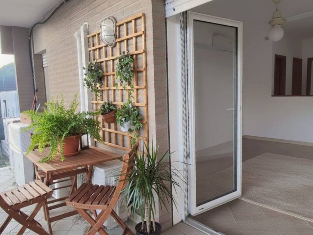 Appartamento a Comacchio in Viale dei Lecci - Foto 3