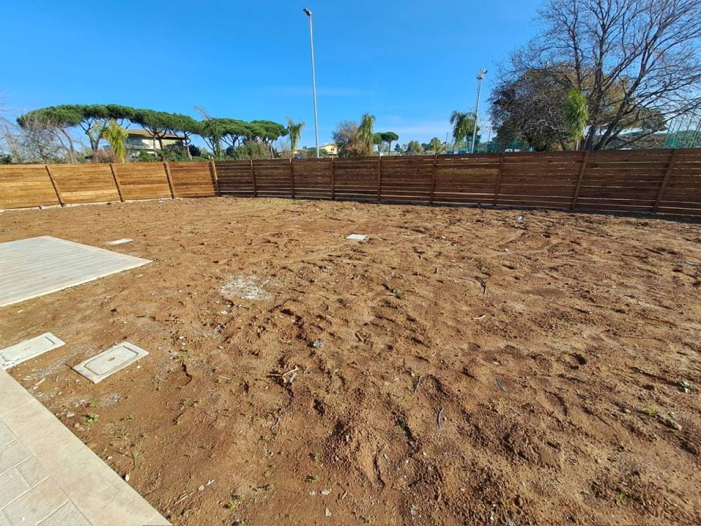 Villa a Ladispoli in Via della Luna - Foto 2