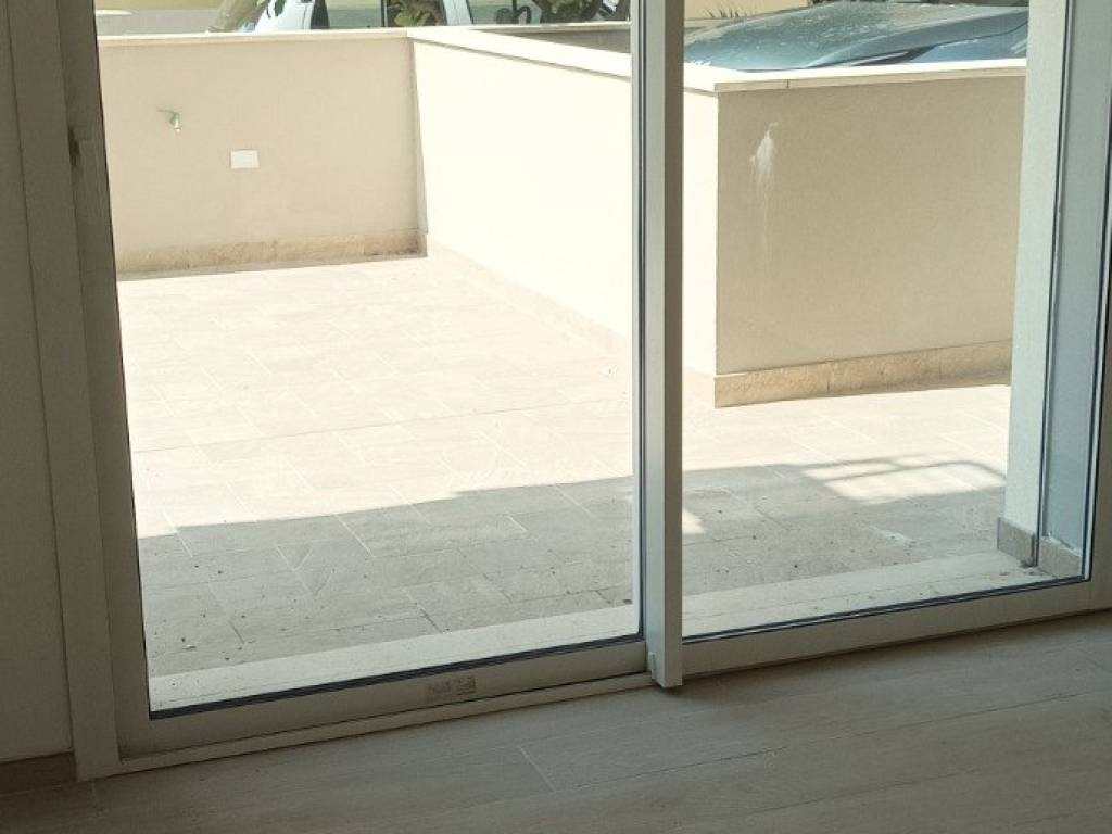 Appartamento a Alba adriatica in Via Volturno, 12 - Foto 2