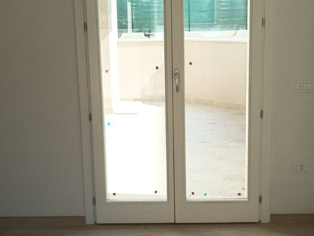 Appartamento a Alba adriatica in Via Volturno, 12 - Foto 3
