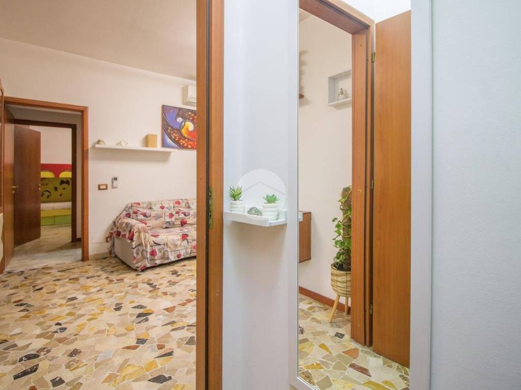 Appartamento a Garbagnate milanese in Via Monviso, 122 - Foto 4