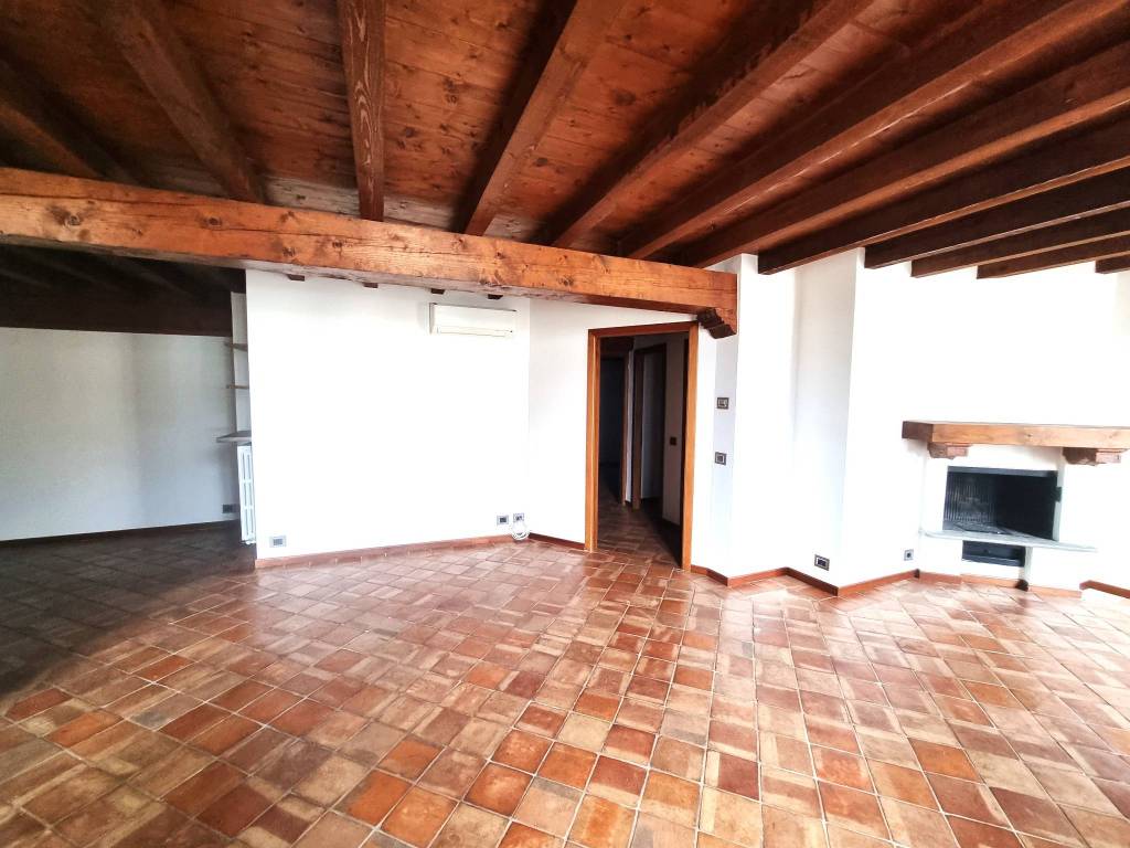 Appartamento a Pavia in Via Cesare Beccaria - Foto 4