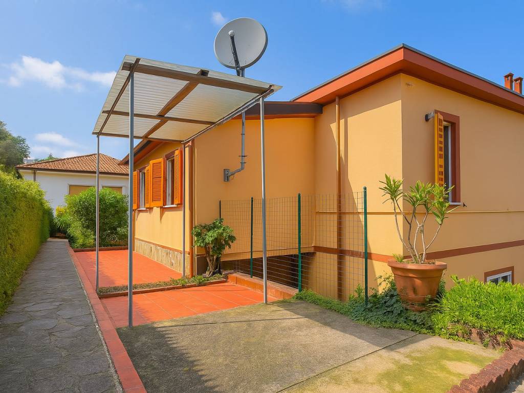 Villa a La spezia in Via della Bianca Casa, 24 - Foto 3