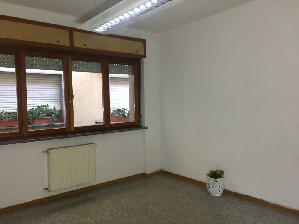 Immobile a Foligno in Viale Cesare Battisti - Foto 5