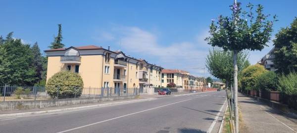 Appartamento a Verona in Via Cernisone 2/A - Foto 2