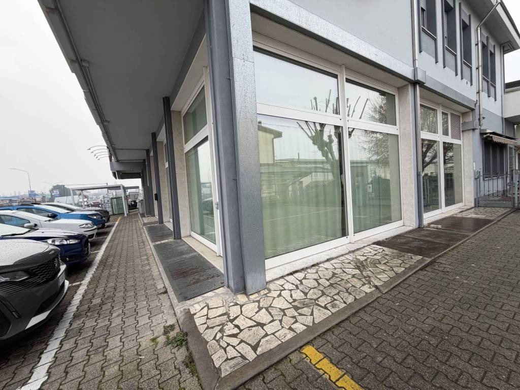 Immobile a Cento in Via Bologna, 29 - Foto 2