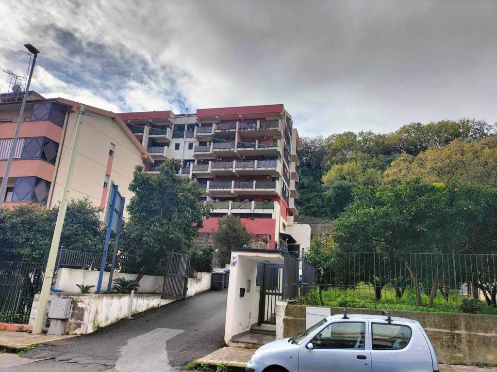 Appartamento a Messina in Via Bartolomeo Colleoni, 47 - Foto 2