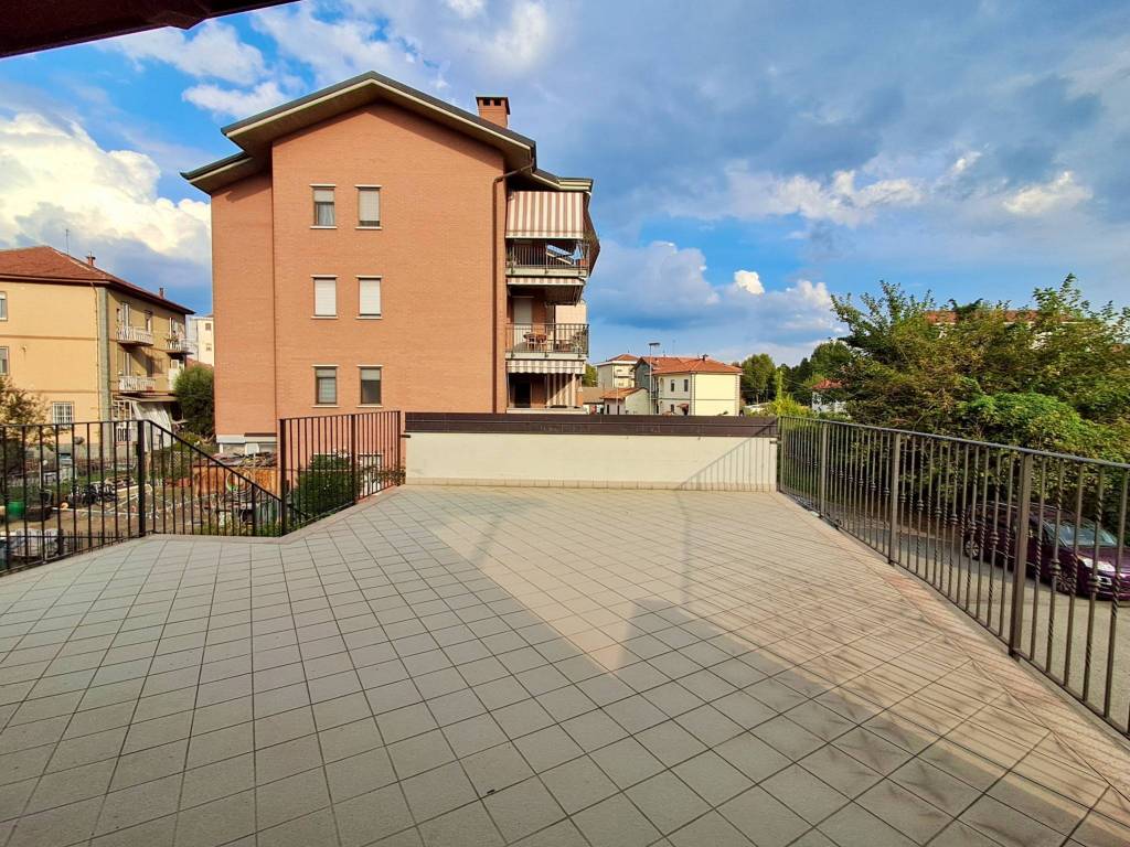 Appartamento a Grugliasco in Via Zara, 6 - Foto 3
