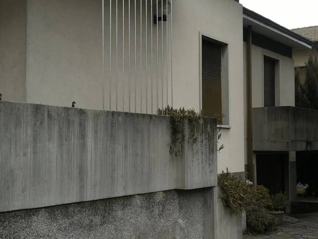 Villa a Busto arsizio in Viale Sicilia S.N.C. - Foto 3
