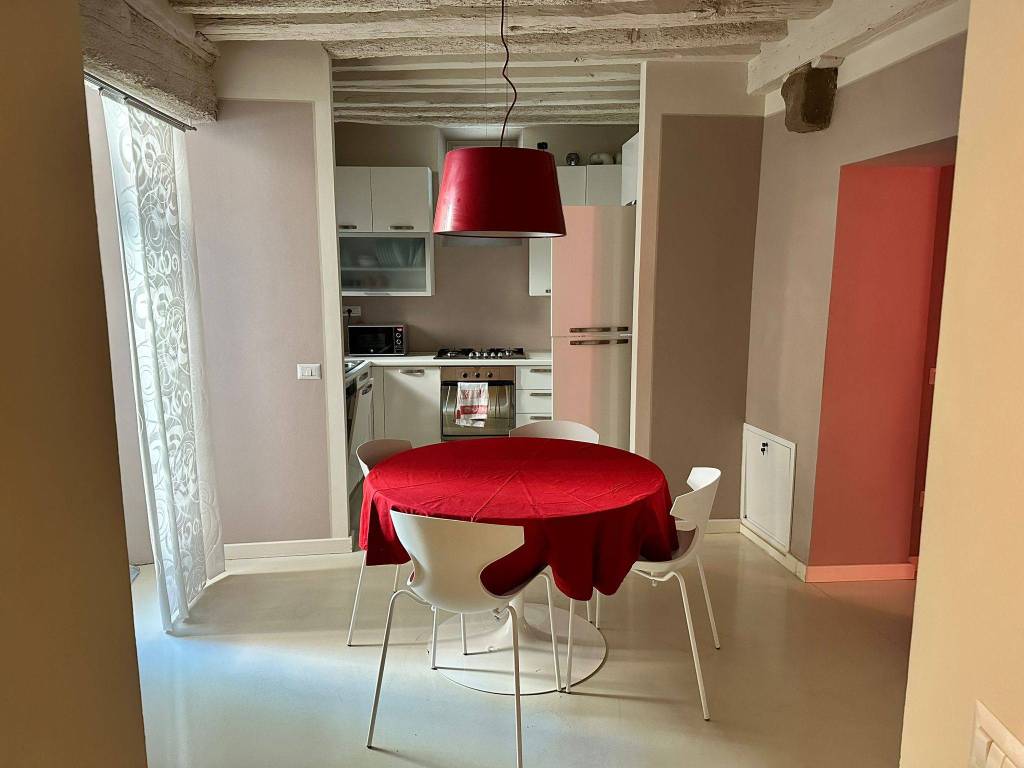 Appartamento a Lucca in Piazza del Collegio - Foto 3