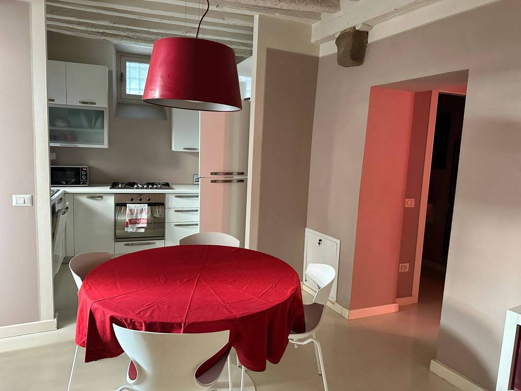 Appartamento a Lucca in Piazza del Collegio - Foto 4