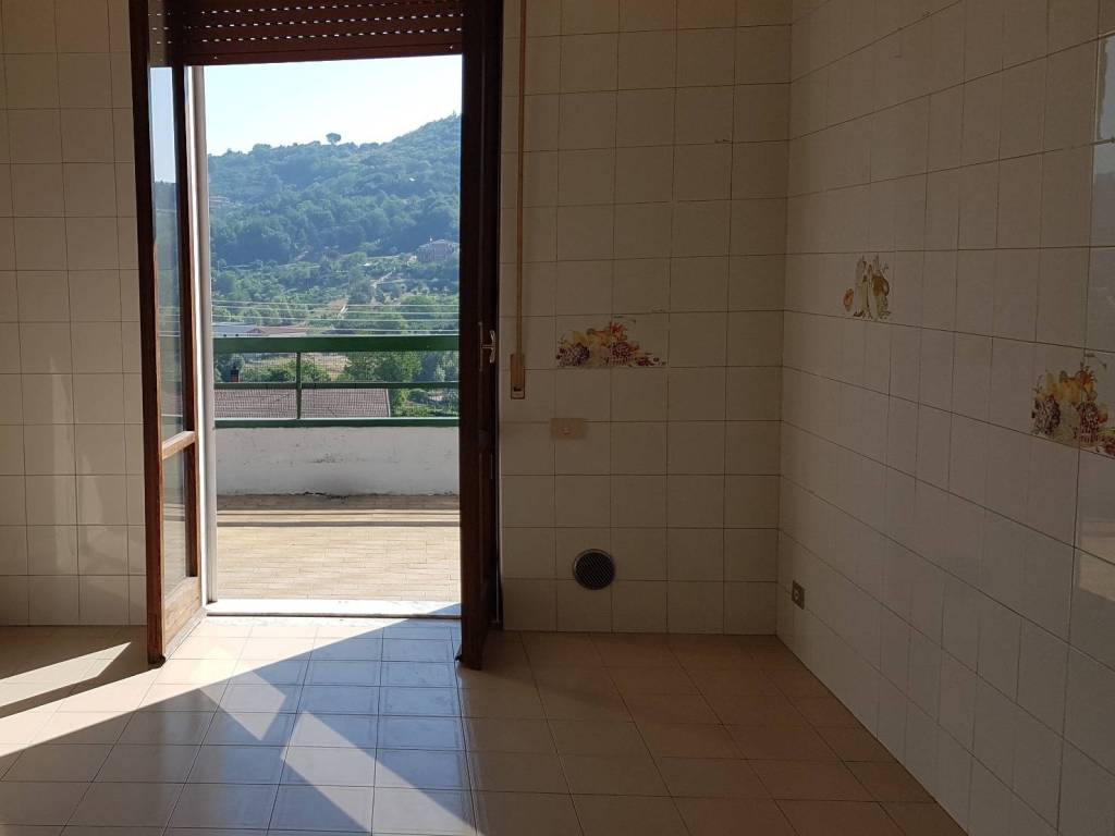 Appartamento a Atripalda in Via Pianodardine - Foto 2