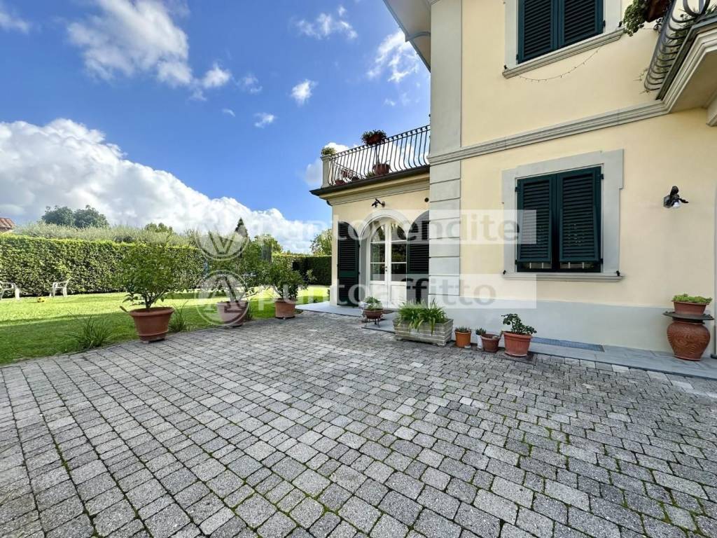 Villa a Capannori in Via Corte Olivi, , 1 - Foto 2