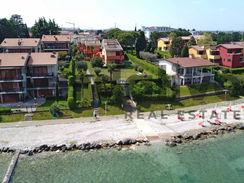 Appartamento a Peschiera del garda in Via Giuseppe Parini - Foto 3