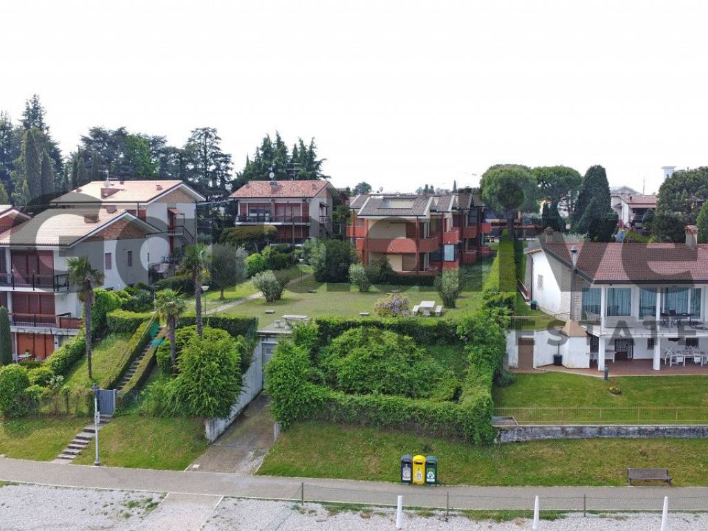 Appartamento a Peschiera del garda in Via Giuseppe Parini - Foto 4
