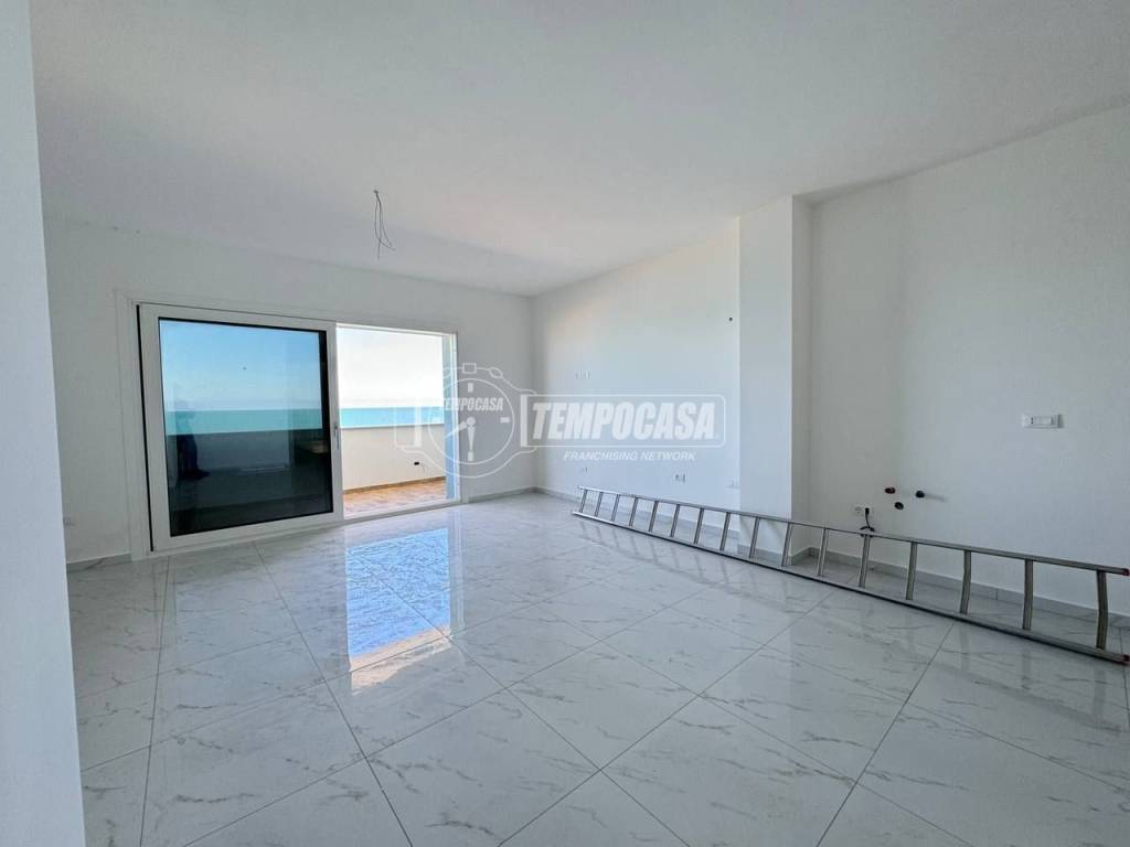 Appartamento a Francavilla al mare in Via Francesco Paolo Tosti 73 - Foto 4