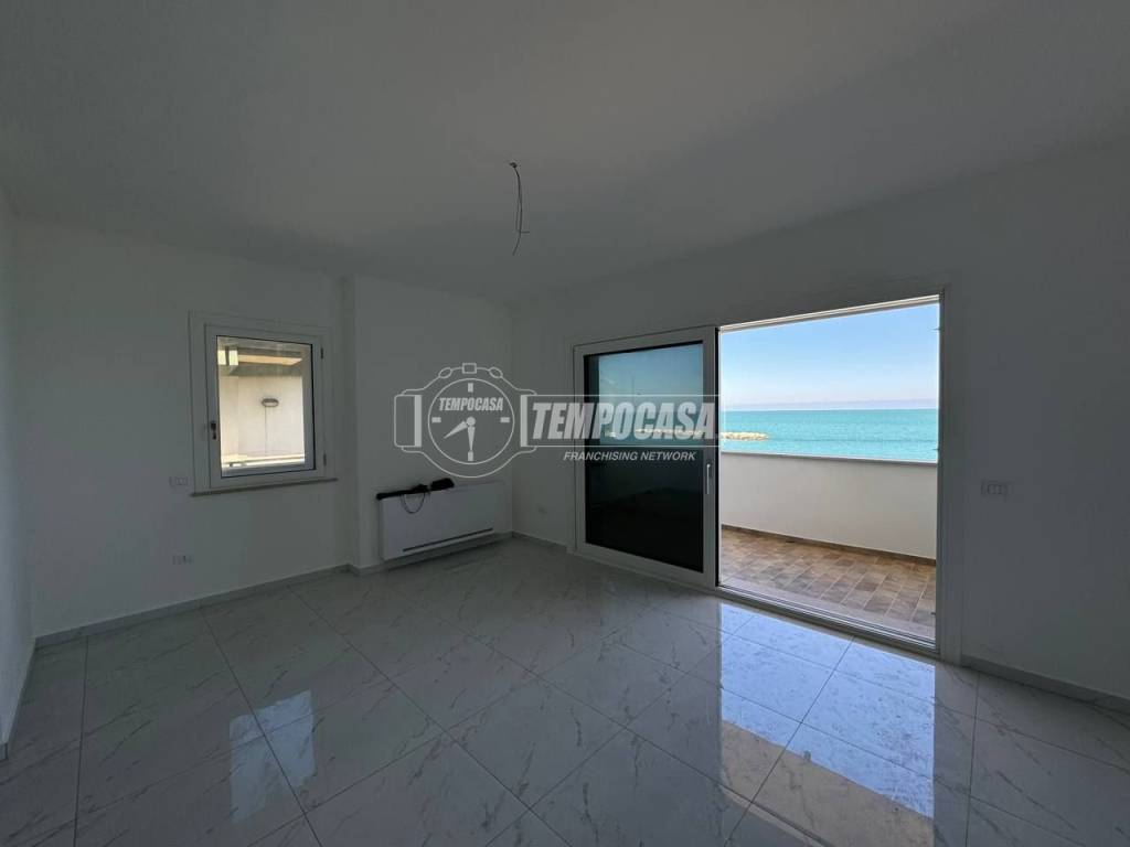 Appartamento a Francavilla al mare in Via Francesco Paolo Tosti 73 - Foto 5