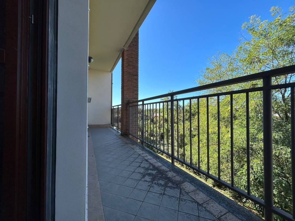 Appartamento a Cardano al campo in Via Cadore, 28 - Foto 5