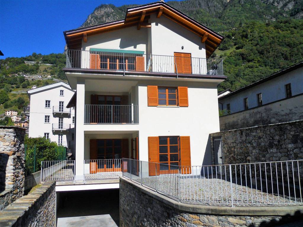Appartamento a Chiavenna in Vicolo di Mulini - Foto 2