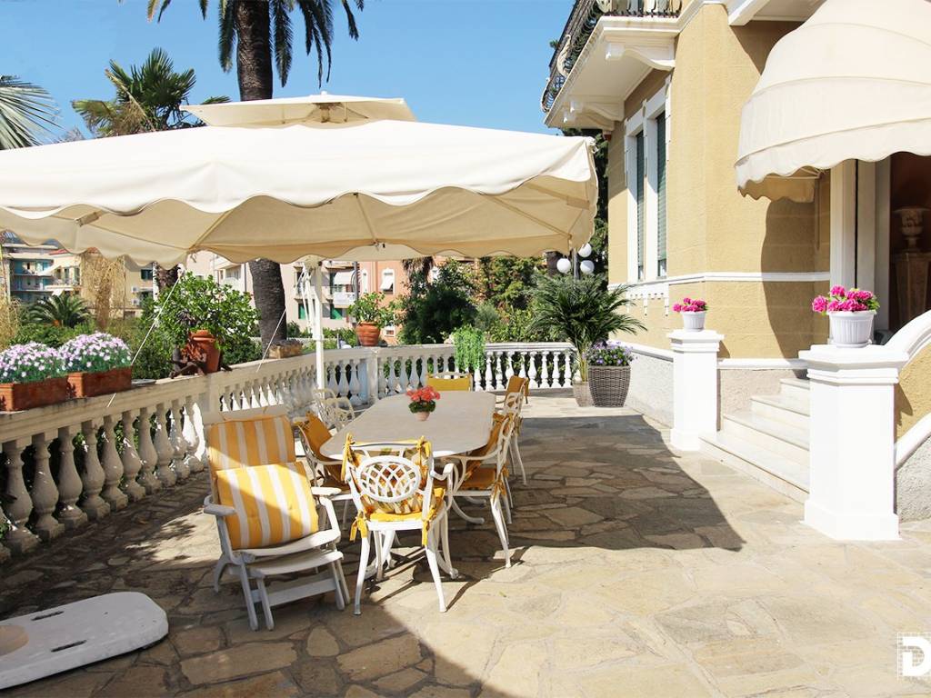 Villa a Borgio verezzi in Via Vittorio Veneto - Foto 2