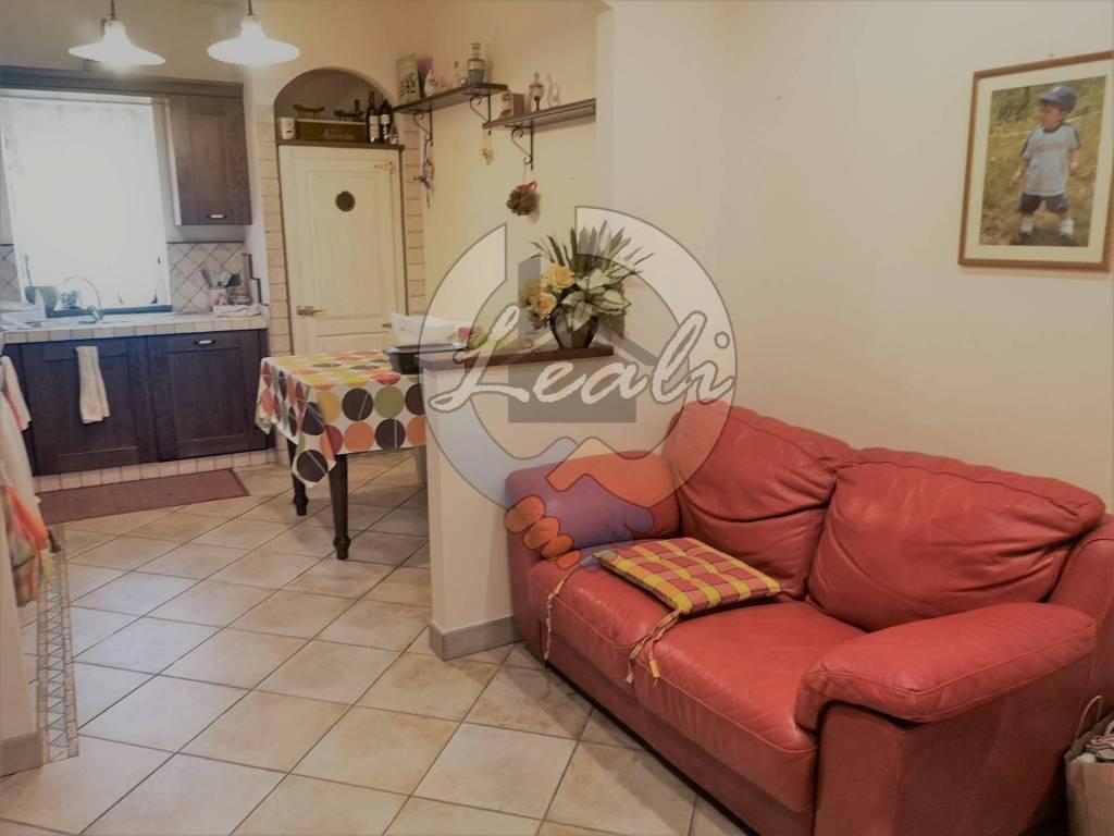 Appartamento a Cessapalombo in MONTALTO - Foto 2