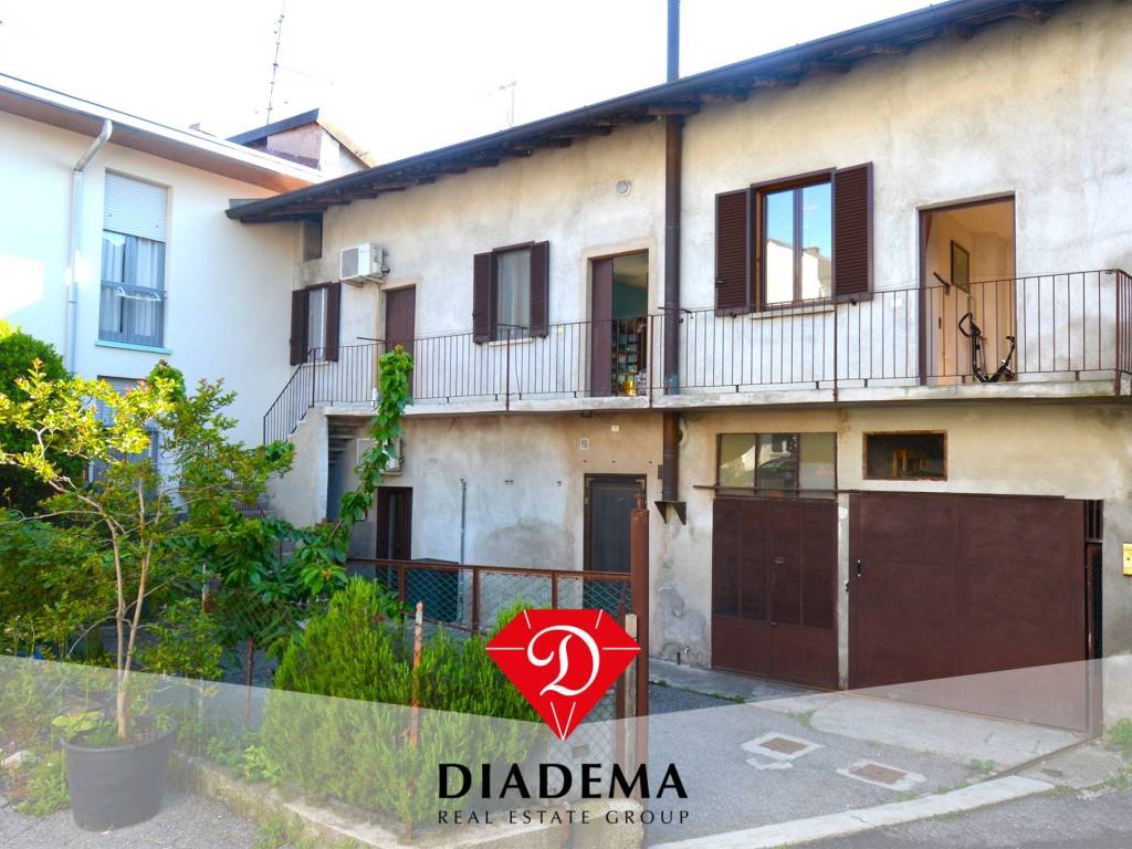 Casa indipendente a Sumirago in Via Giuseppe Garibaldi, 7 - Foto 2