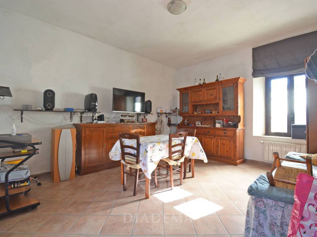 Casa indipendente a Sumirago in Via Giuseppe Garibaldi, 7 - Foto 3