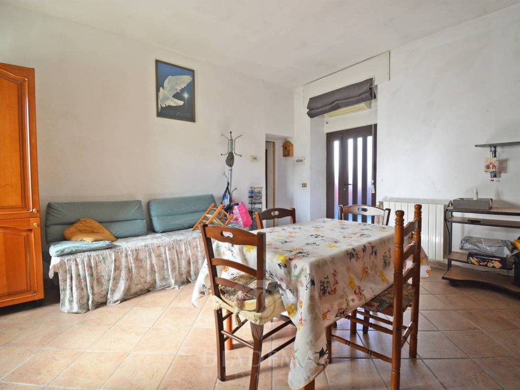 Casa indipendente a Sumirago in Via Giuseppe Garibaldi, 7 - Foto 4