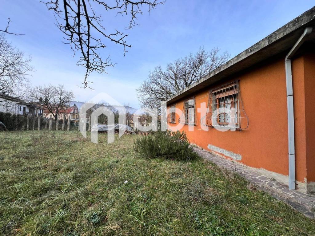 Villa a Bucine in via trento - Foto 4