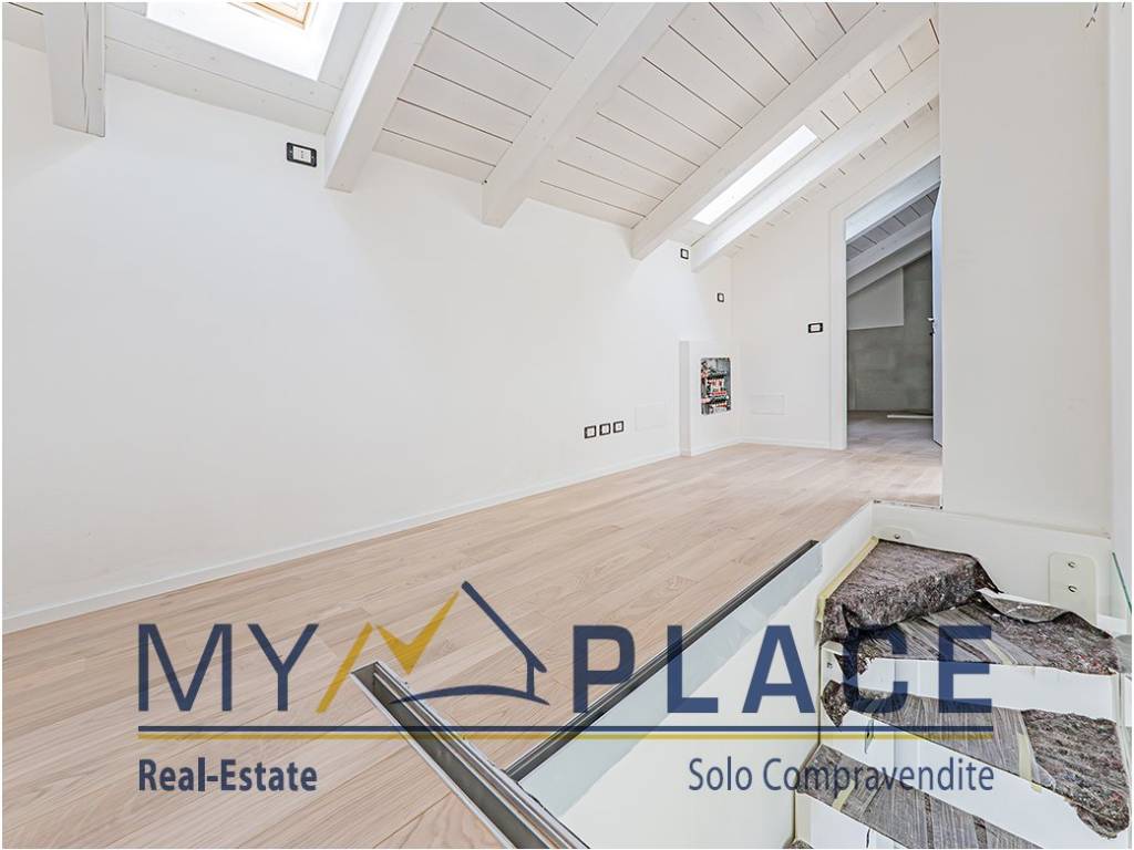 Appartamento a Lecco in Via Antonio Ghislanzoni, 10 - Foto 4