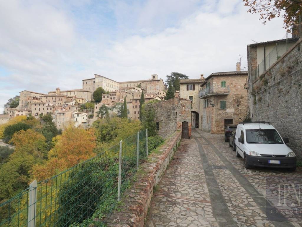 Casa indipendente a Todi in Via Termoli - Foto 2