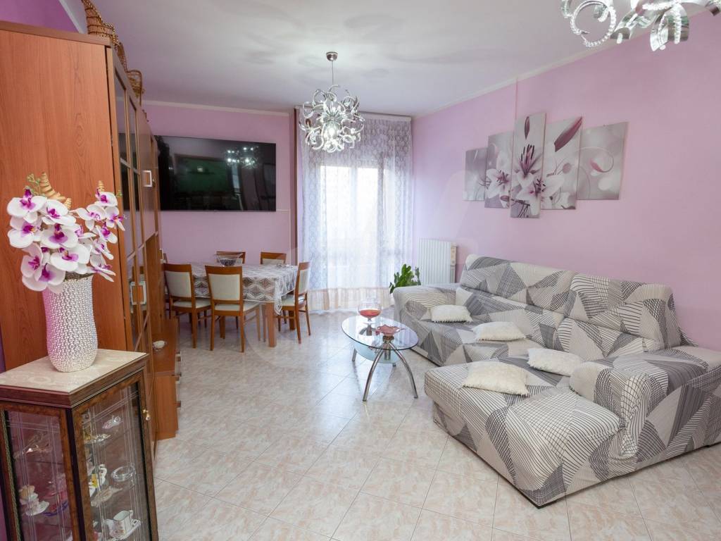 Appartamento a Benevento in Via Corrado Alvaro, 1 - Foto 2